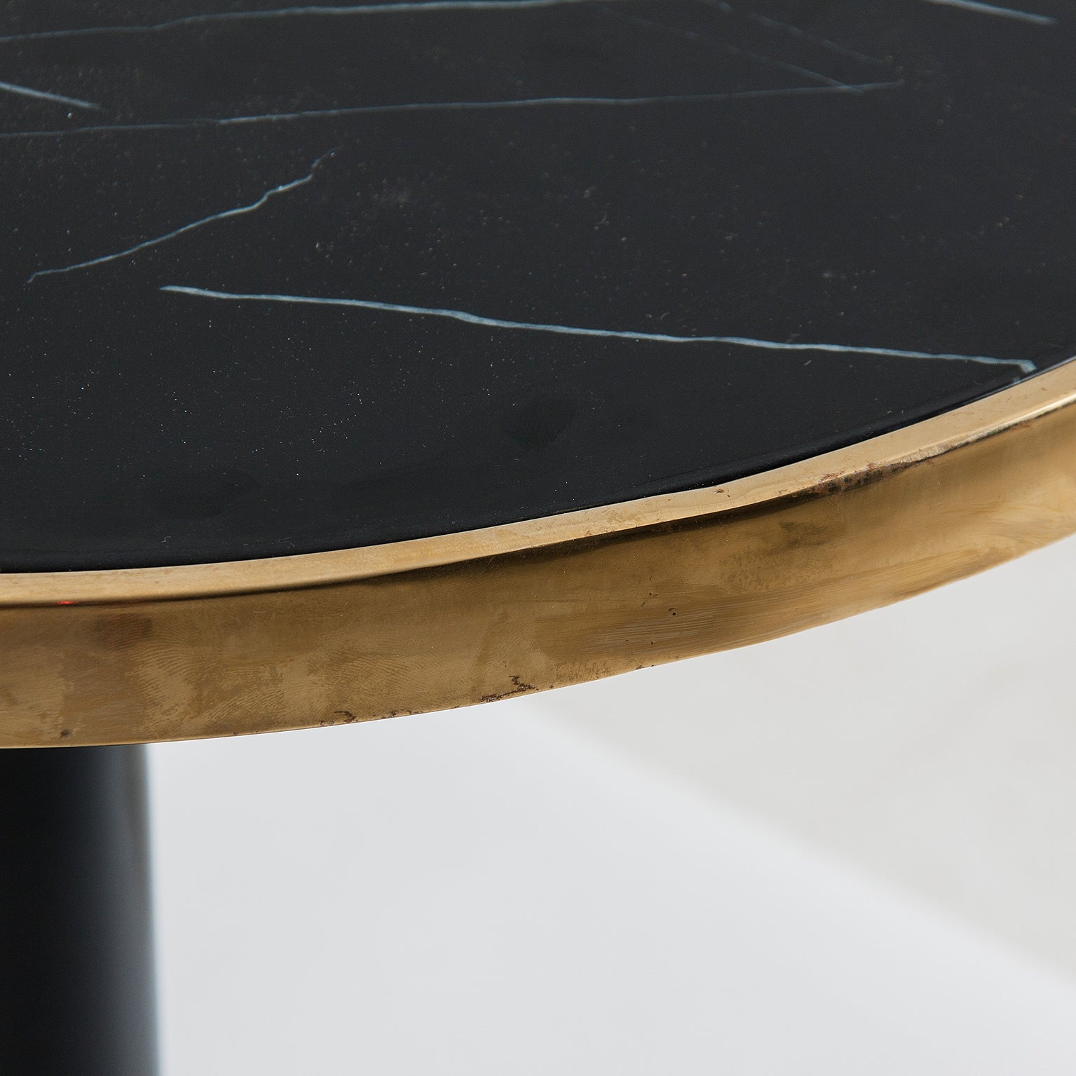THAN SIDE TABLE